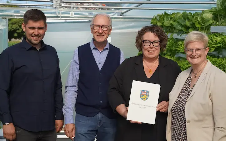 Große Freude über die Bewilligung der Fördermittel (von links): Julius Fink, Joachim Schröck, Susanne Simmler, Mareike Meister
