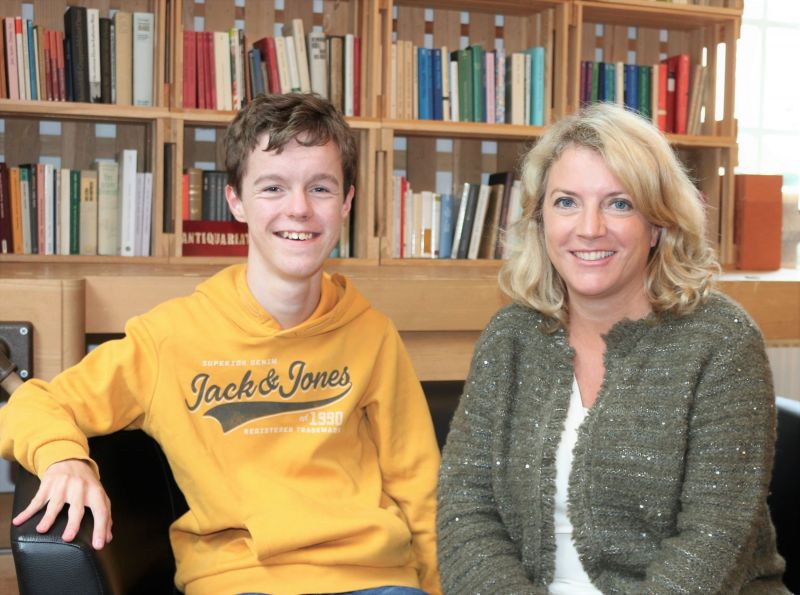 Jakob Appold (links) war einer der ersten Schüler der Sophie-Scholl-Schule.