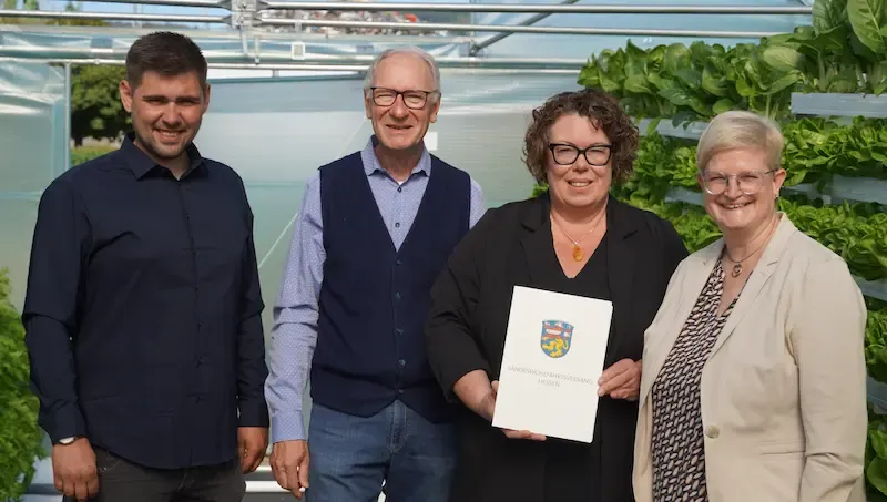 Große Freude über die Bewilligung der Fördermittel (von links): Julius Fink, Joachim Schröck, Susanne Simmler, Mareike Meister